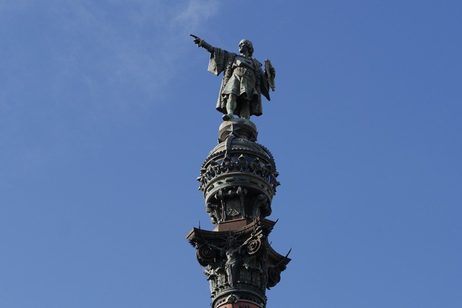 哥伦布纪念碑(Mirador de Colom)