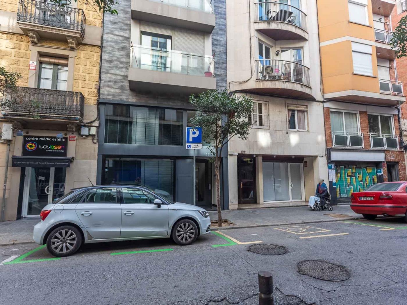在Sant Gervasy有大的私人露台的可爱公寓，可供月租。 - My Space Barcelona 公寓