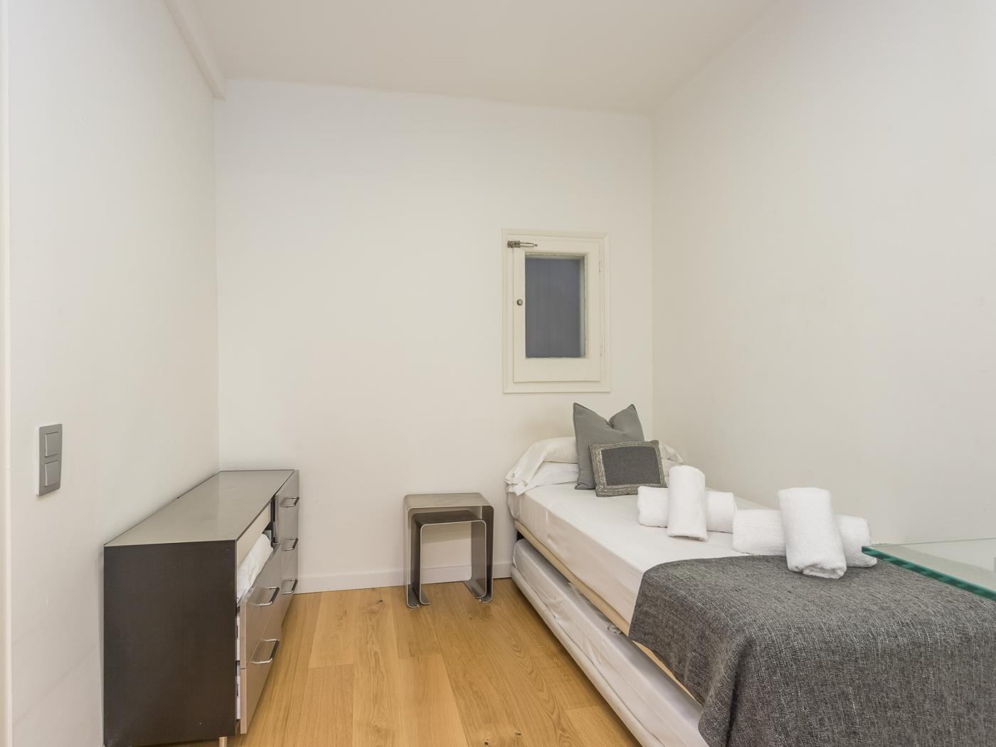 位于上城区的全新两房单位供临时出租 - My Space Barcelona 公寓