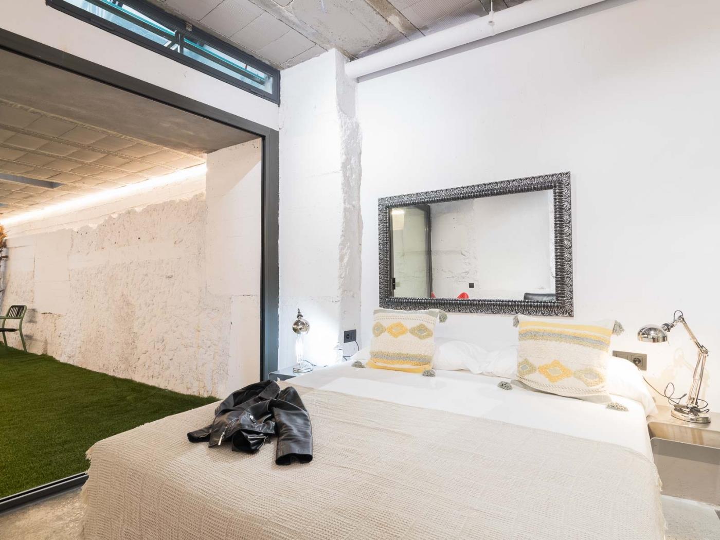 我的空间 巴塞罗那 Sant Gervasi 带私人露台的工业阁楼，可供 5 人居住 - My Space Barcelona 公寓